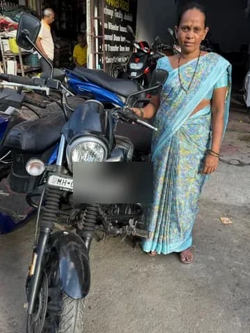 Zoop customer with their two-wheeler