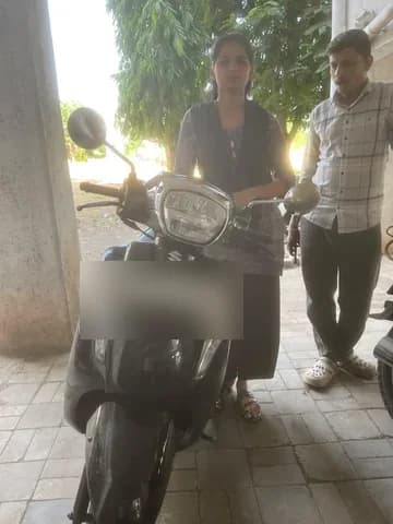 Zoop customer with their two-wheeler