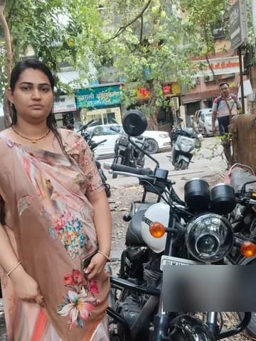 Zoop customer with their two-wheeler